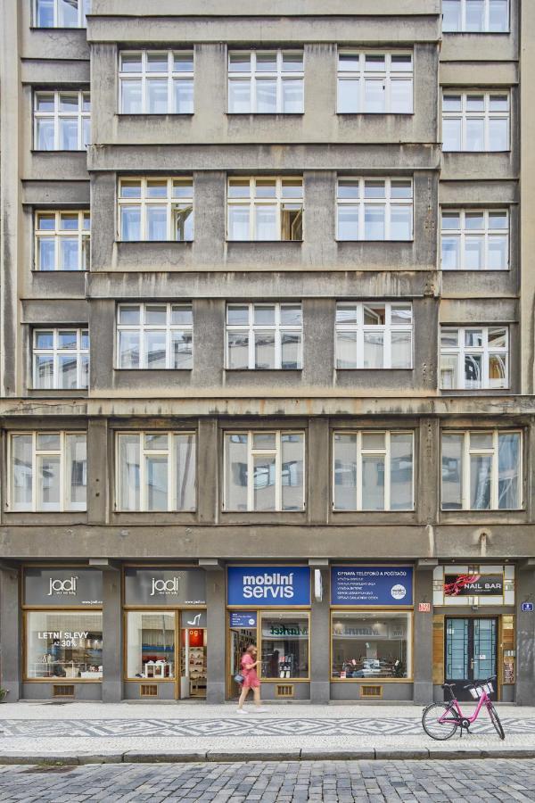 Apartament Minimalist On Wenceslas Square By Days